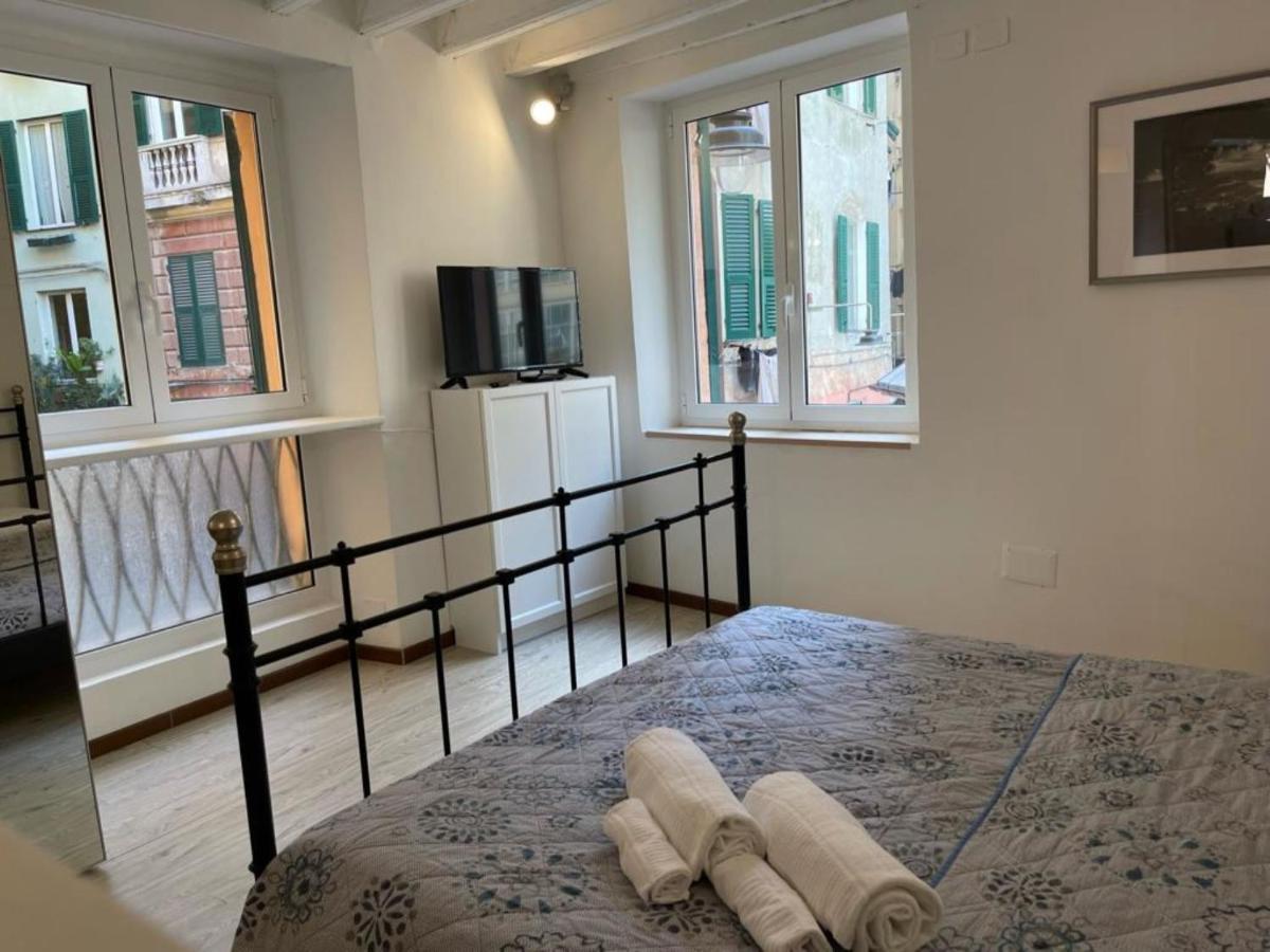 Travi E Grigio Studio Maddalena - Genovainrelax Apartamento Génova